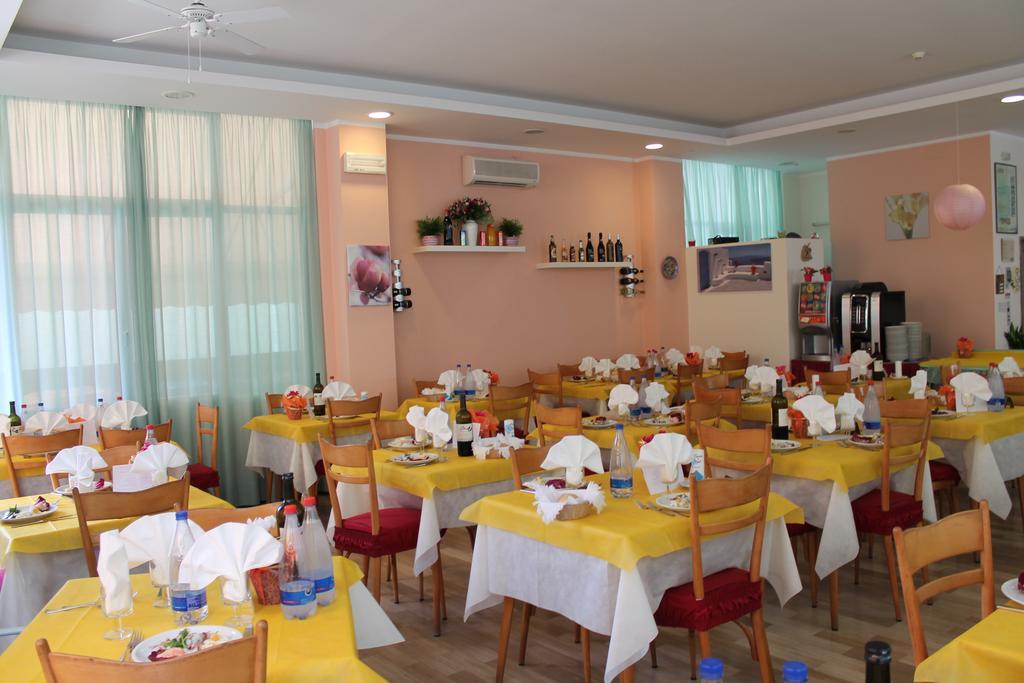 Hotel Madrid Κατόλικα Εξωτερικό φωτογραφία