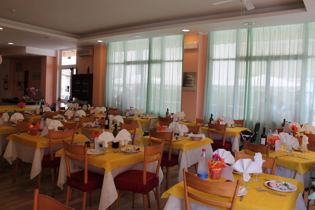 Hotel Madrid Κατόλικα Εξωτερικό φωτογραφία