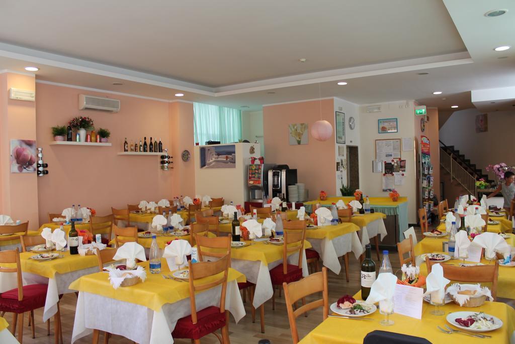 Hotel Madrid Κατόλικα Εξωτερικό φωτογραφία