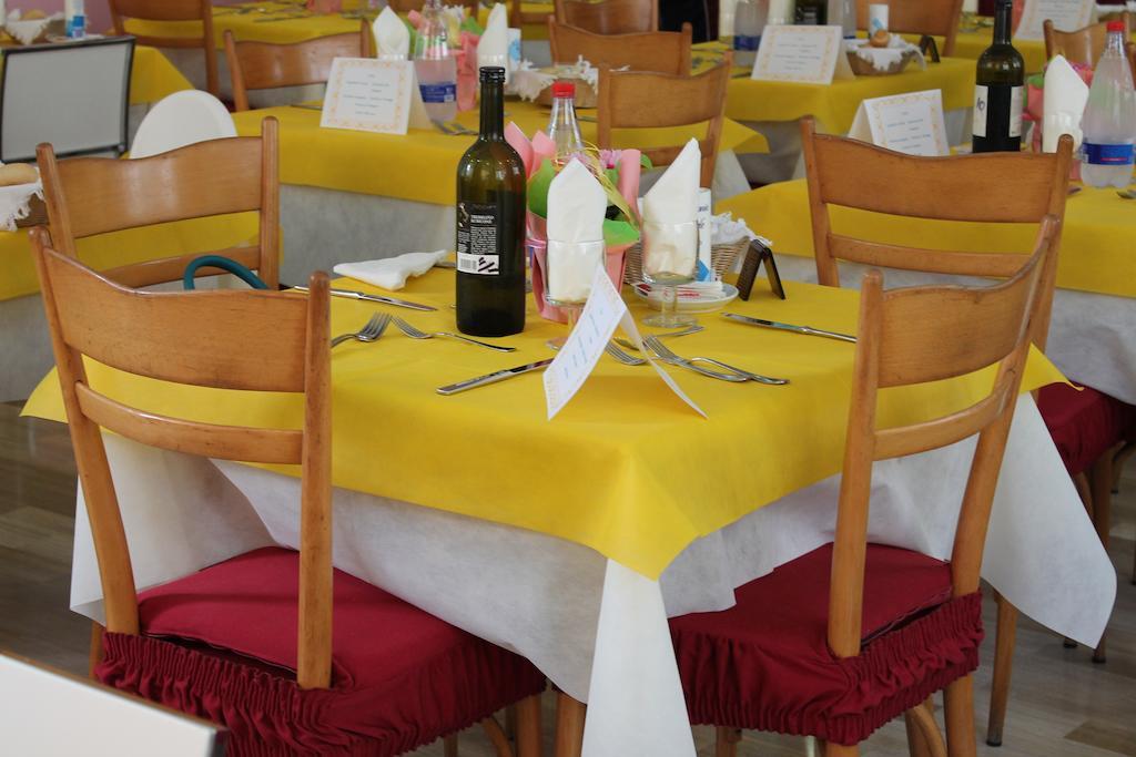 Hotel Madrid Κατόλικα Εξωτερικό φωτογραφία